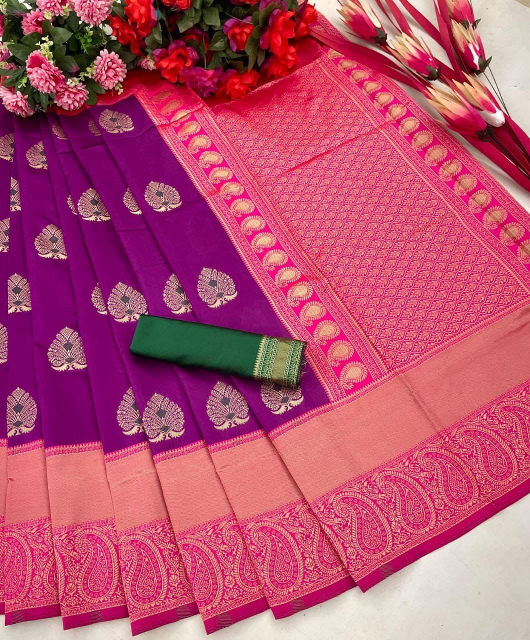 Women Floral Woven Banarasi Silk Saree