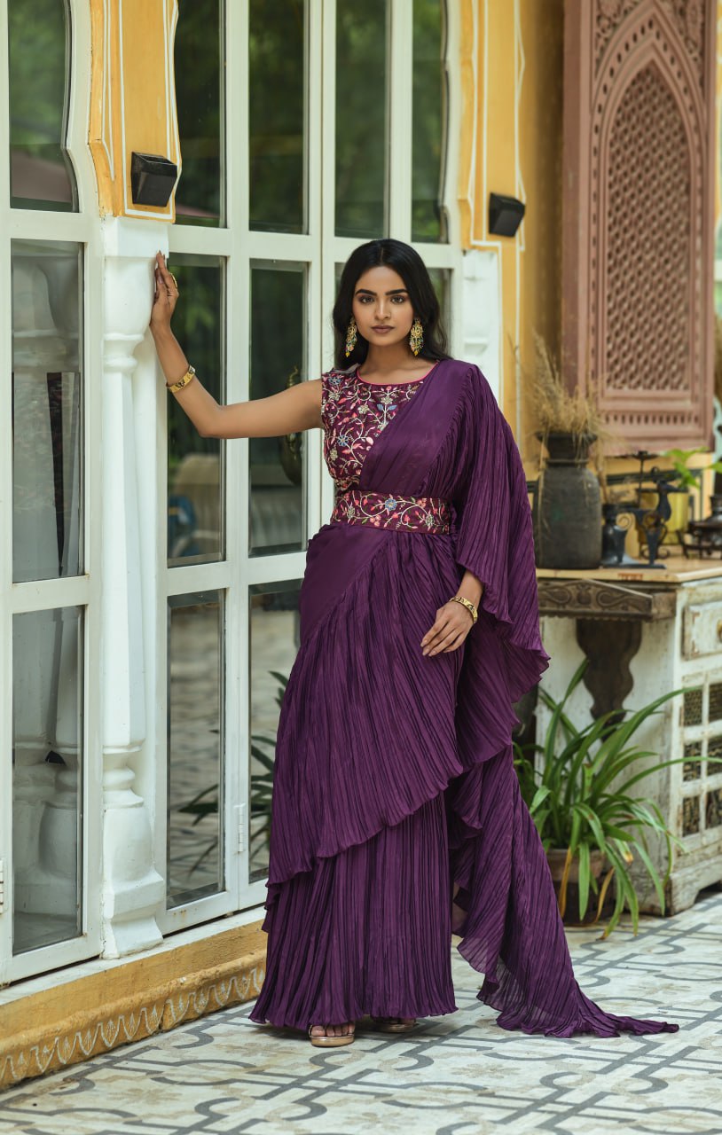 Chinon Saree With Unstitched Embroidery Blouse Piece